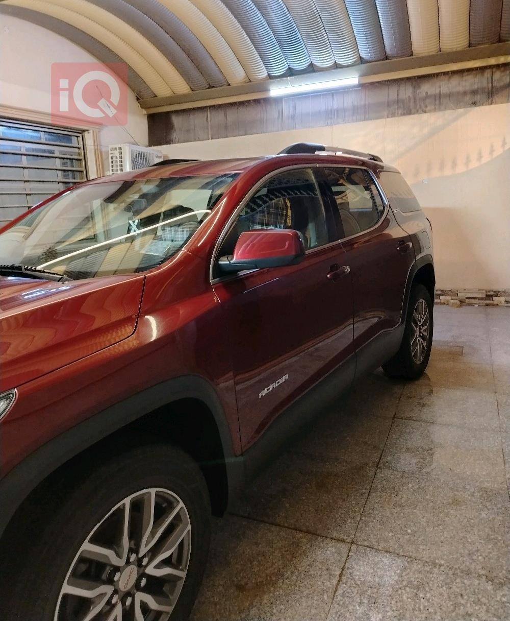 جي ام سي اكاديا